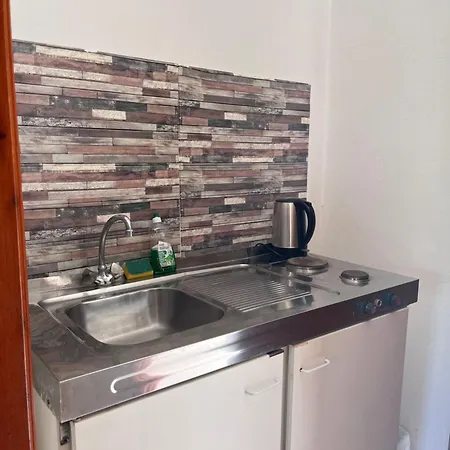 Pavlos Apartmán Dassiá